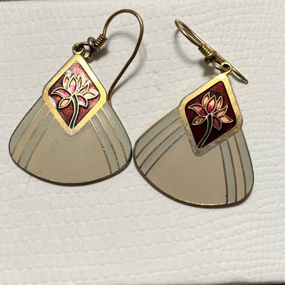 Vintage Laurel Burch Lotus Fan Earrings – Enamel & Gold-Tone Statement Dangles - Picture 6 of 6